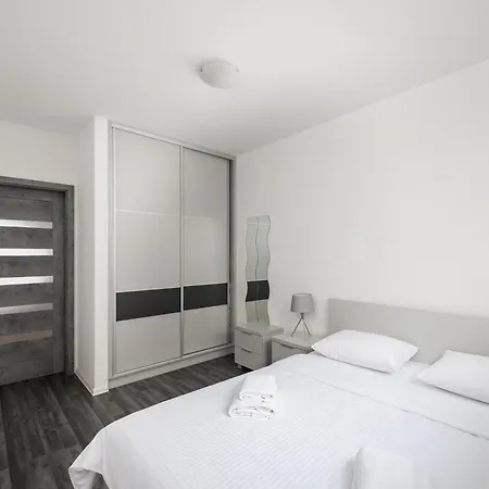 Praga Ostrobramska Modern By Bookinghost Warsaw