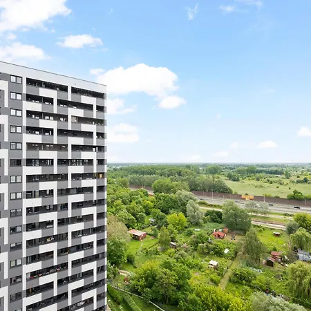 Praga Ostrobramska Modern By Bookinghost